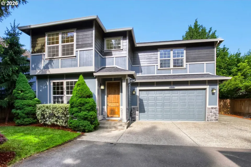 4 Bed 2 Bath Established Contemporary Home in Hillsboro, OR