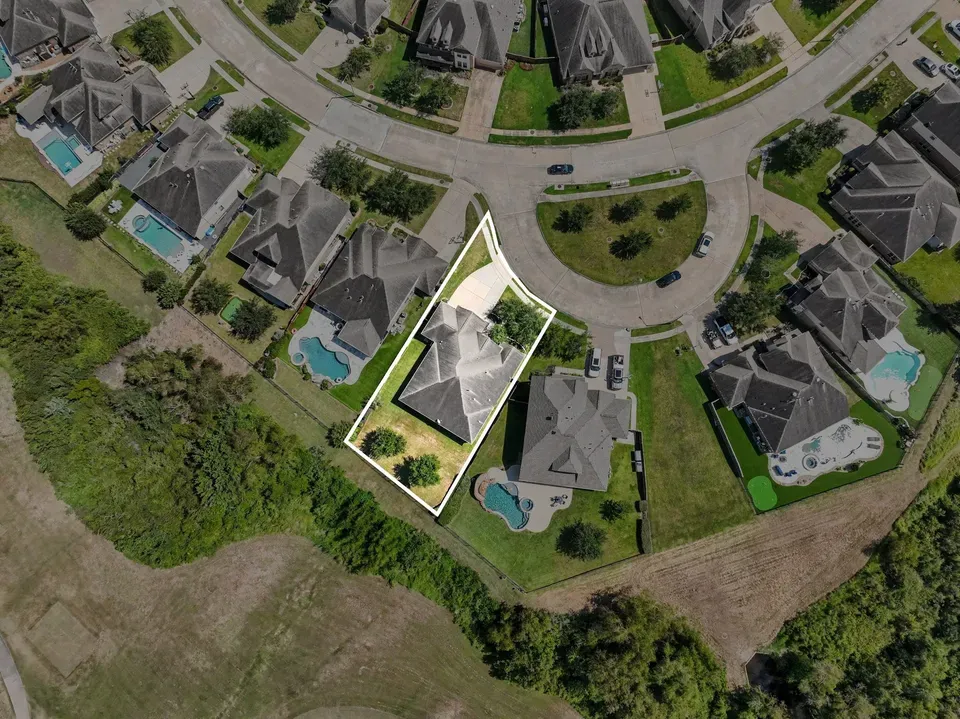 4 Bed 2 Bath Established Contemporary Home in League City, TX - 5