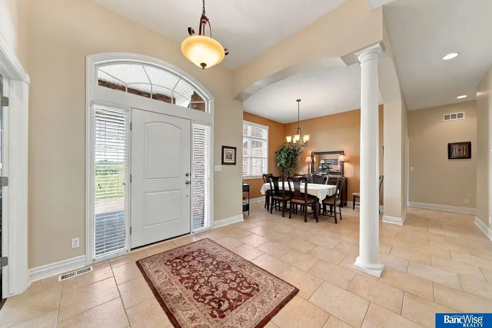 4 Bed 2 Bath Established Contemporary Home in Lincoln, NE - 4