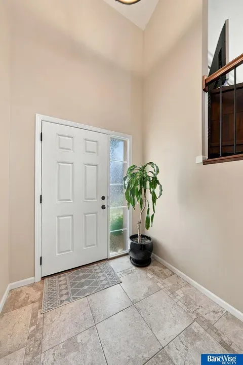4 Bed 2 Bath Established Contemporary Home in Lincoln, NE - 5