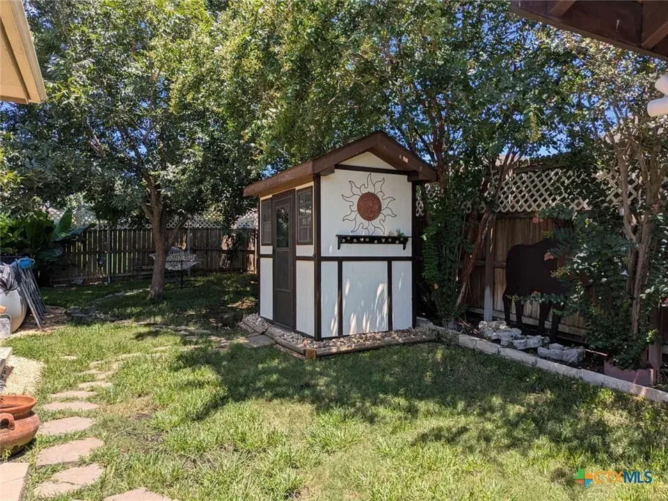 4 Bed 2 Bath Established Contemporary Home in New Braunfels, TX - 5