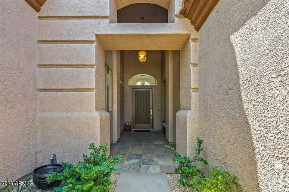 4 Bed 2 Bath Established Contemporary Home in Phoenix, AZ - 4