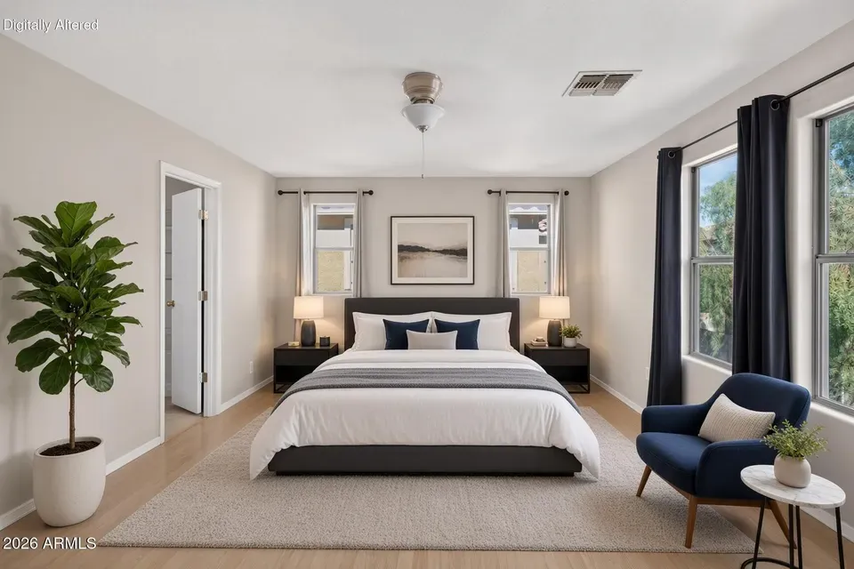 4 Bed 2 Bath Established Contemporary Home in Phoenix, AZ - 4