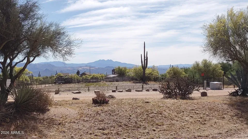 4 Bed 2 Bath Established Contemporary Home in Scottsdale, AZ - 3