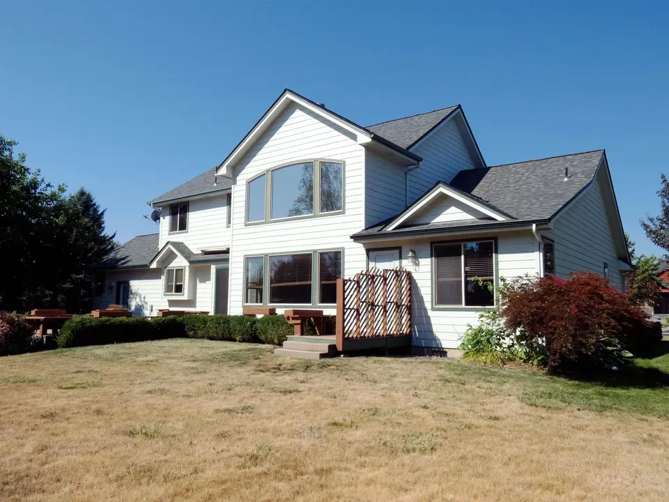 4 Bed 2 Bath Established Contemporary Home in Spokane, WA - 2