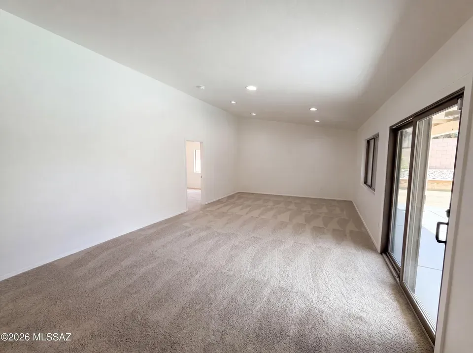 4 Bed 2 Bath Established Contemporary Home in Tucson, AZ - 3