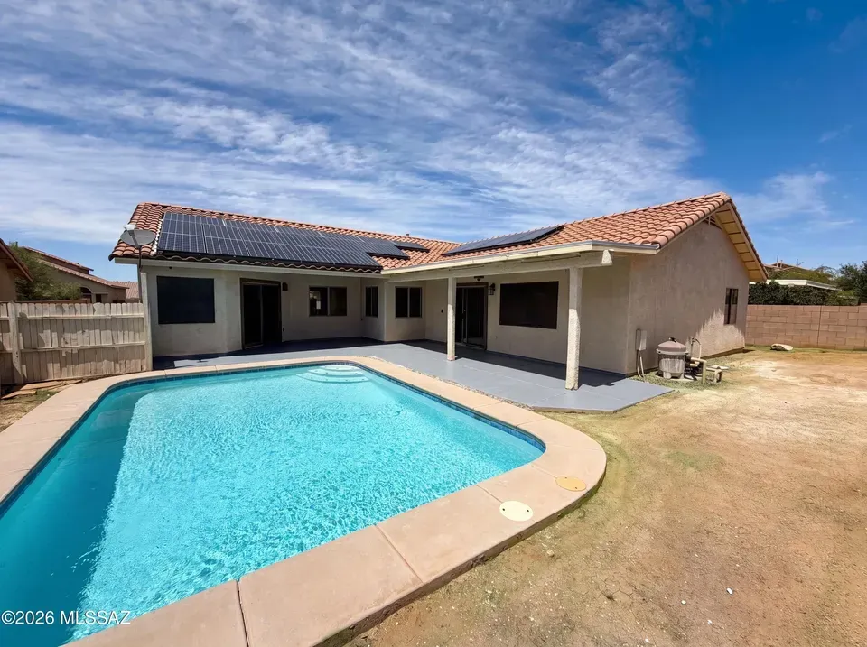 4 Bed 2 Bath Established Contemporary Home in Tucson, AZ - 5