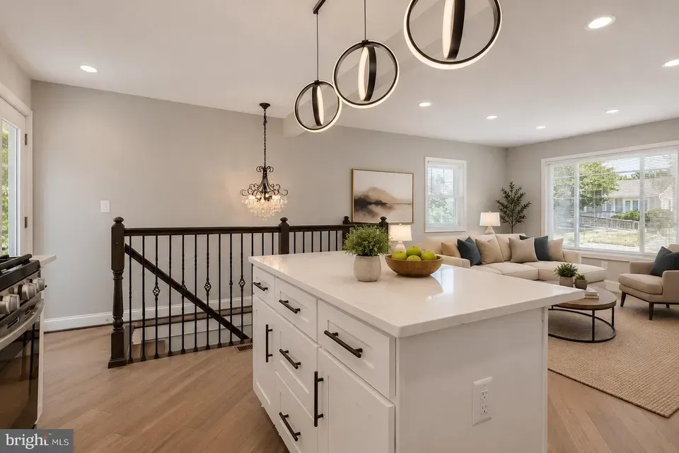 4 Bed 2 Bath Established Mid-Century Residence in Annapolis, MD - 3