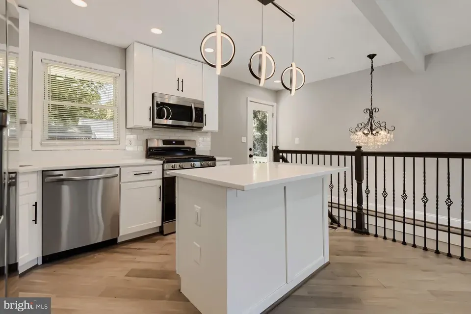 4 Bed 2 Bath Established Mid-Century Residence in Annapolis, MD - 5