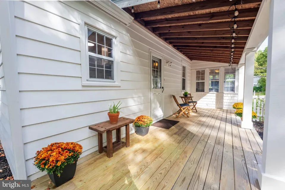 4 Bed 2 Bath Established Mid-Century Residence in Annapolis, MD - 2