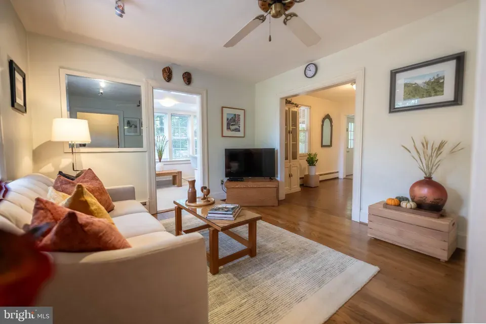 4 Bed 2 Bath Established Mid-Century Residence in Annapolis, MD - 4