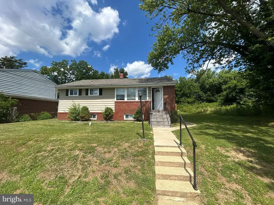 4 Bed 2 Bath Established Mid-Century Residence in Baltimore, MD - 3