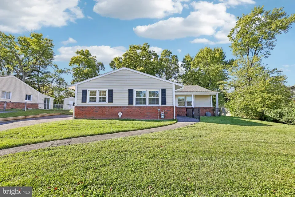 4 Bed 2 Bath Established Mid-Century Residence in Baltimore, MD - 1