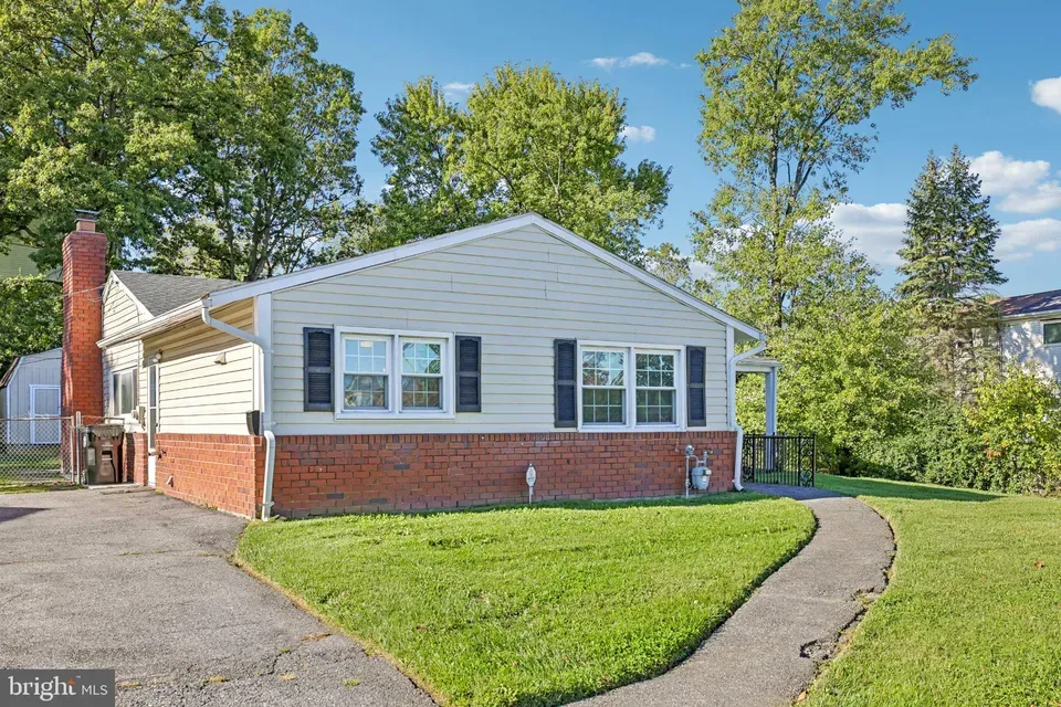 4 Bed 2 Bath Established Mid-Century Residence in Baltimore, MD - 5