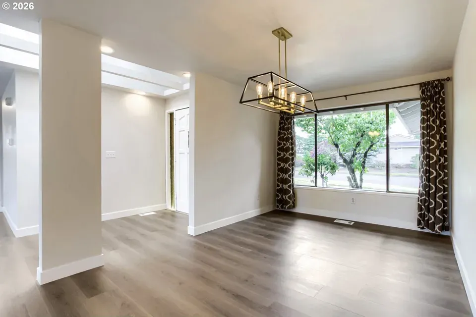 4 Bed 2 Bath Established Mid-Century Residence in Beaverton, OR - 5