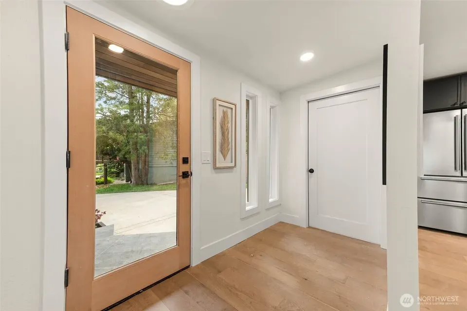 4 Bed 2 Bath Established Mid-Century Residence in Bellevue, WA - 3