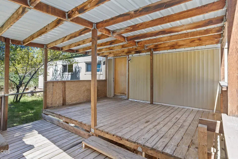 4 Bed 2 Bath Established Mid-Century Residence in Bend, OR - 3
