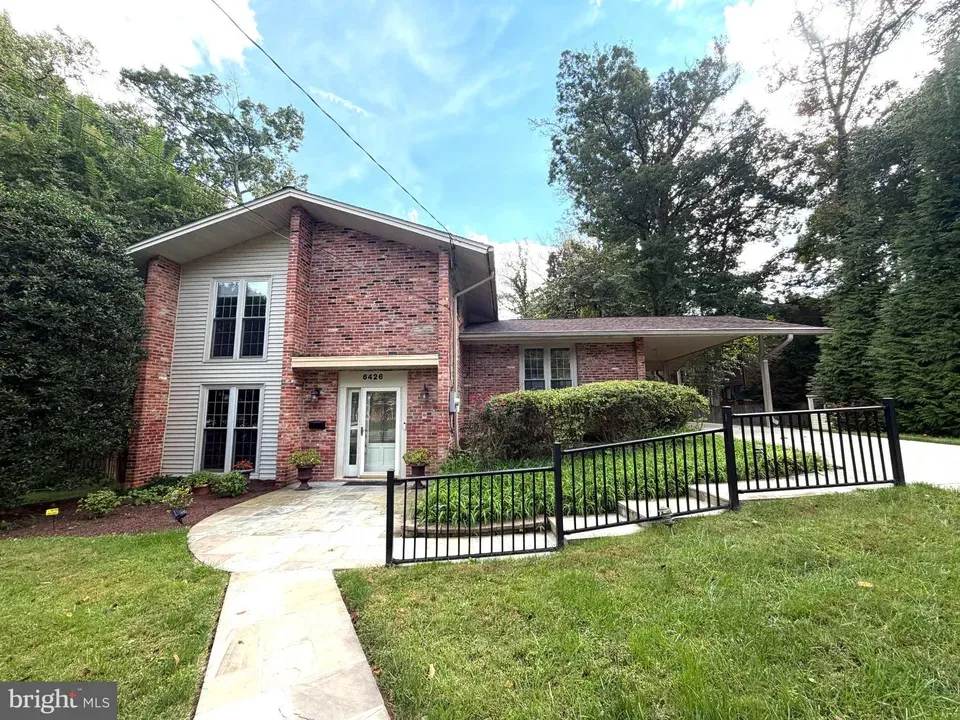 4 Bed 2 Bath Established Mid-Century Residence in Bethesda, MD - 1
