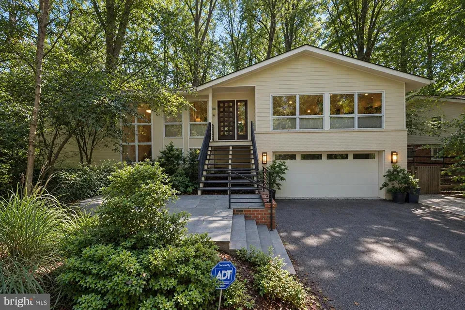 4 Bed 2 Bath Established Mid-Century Residence in Bethesda, MD