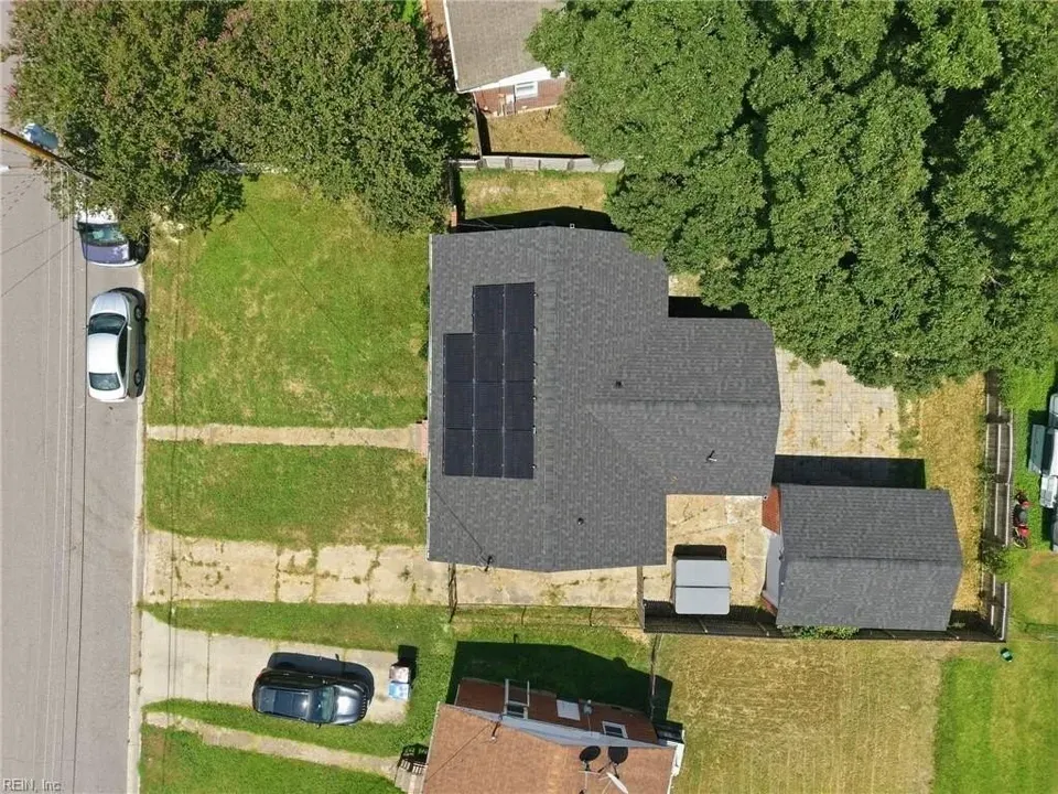 4 Bed 2 Bath Established Mid-Century Residence in Chesapeake, VA - 4