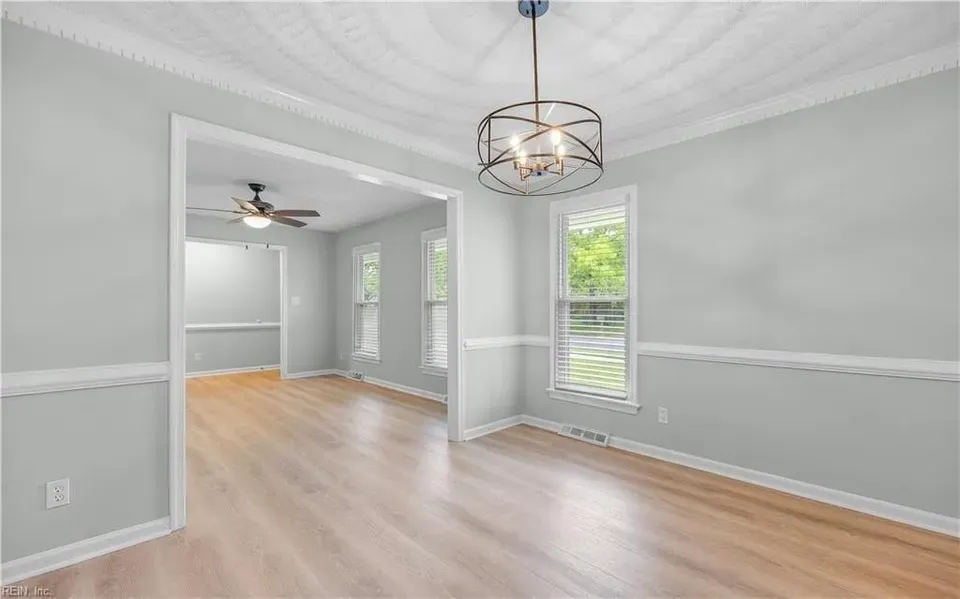4 Bed 2 Bath Established Mid-Century Residence in Chesapeake, VA - 3