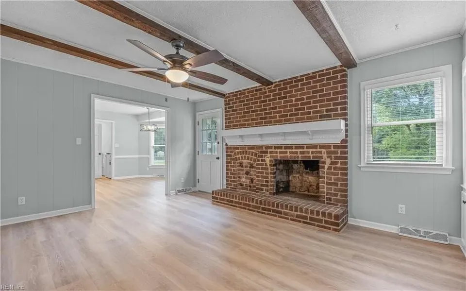 4 Bed 2 Bath Established Mid-Century Residence in Chesapeake, VA - 4