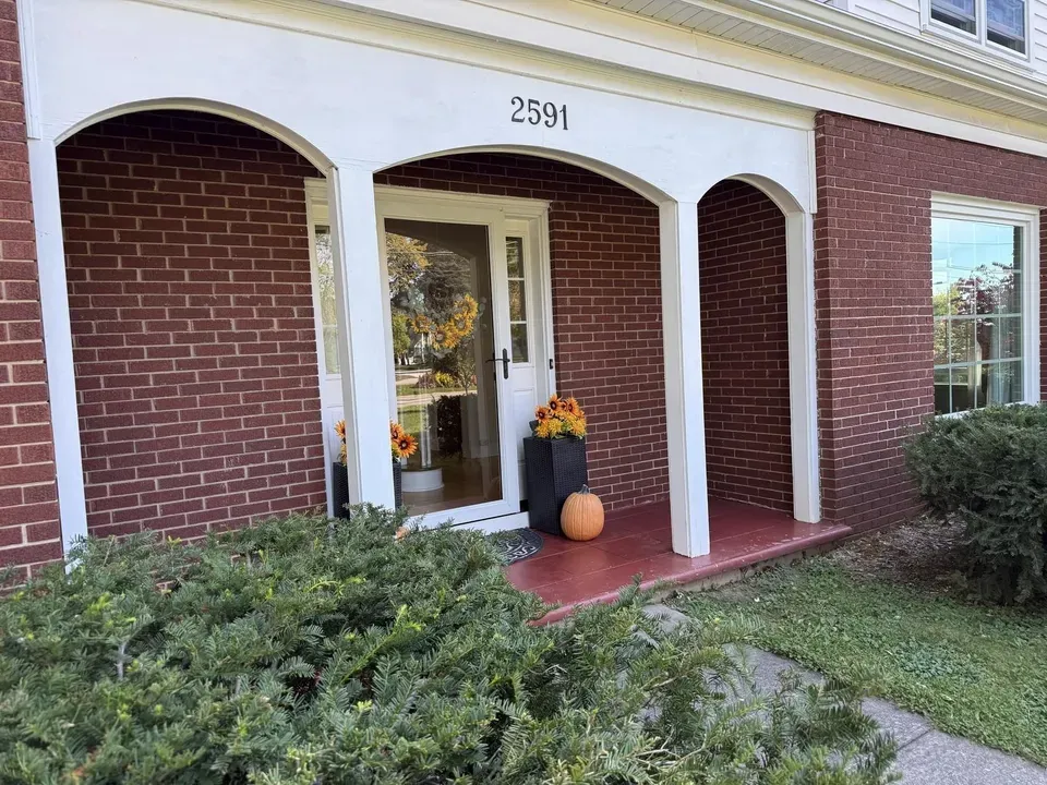 4 Bed 2 Bath Established Mid-Century Residence in Green Bay, WI - 2