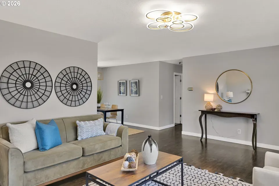 4 Bed 2 Bath Established Mid-Century Residence in Hillsboro, OR - 4