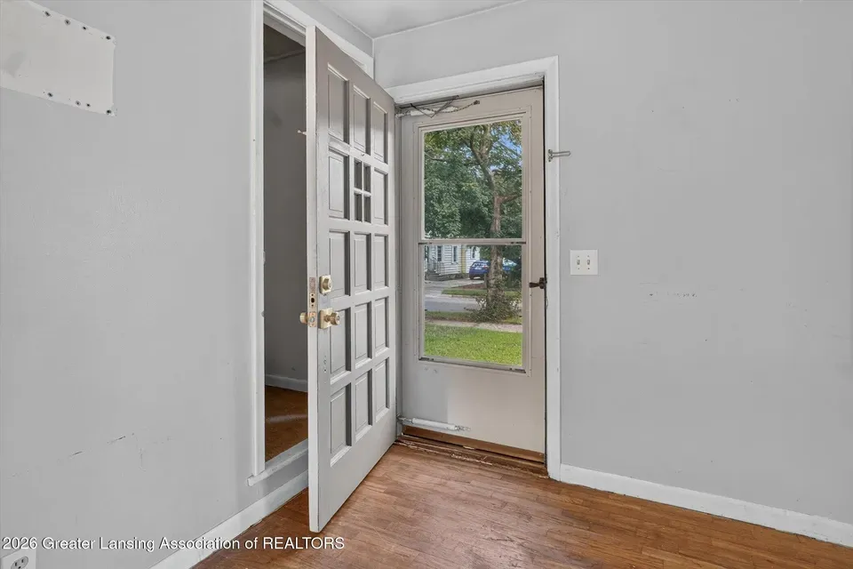 4 Bed 2 Bath Established Mid-Century Residence in Lansing, MI - 5