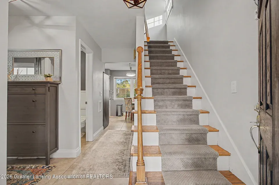 4 Bed 2 Bath Established Mid-Century Residence in Lansing, MI - 2