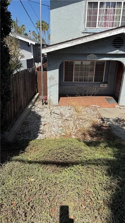 4 Bed 2 Bath Established Mid-Century Residence in Los Angeles, CA - 2