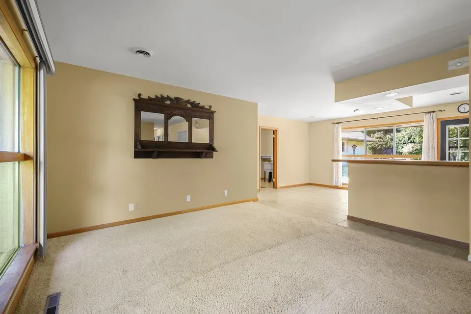 4 Bed 2 Bath Established Mid-Century Residence in Madison, WI - 3