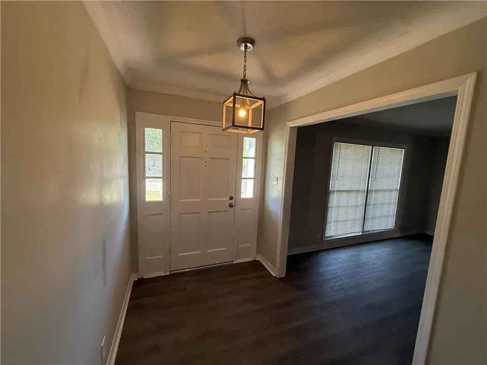 4 Bed 2 Bath Established Mid-Century Residence in Mobile, AL - 4