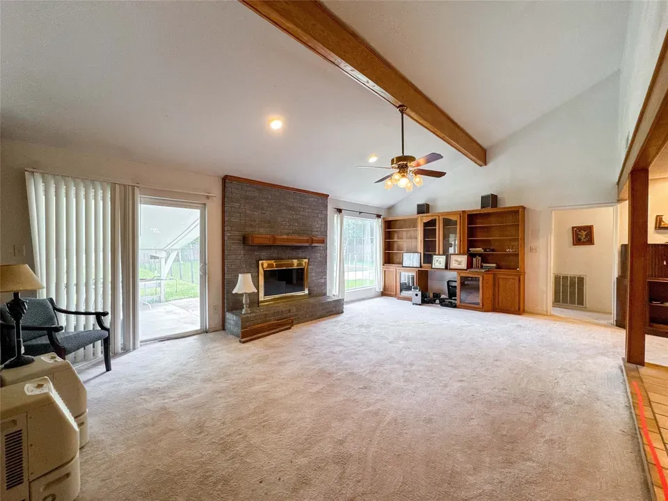 4 Bed 2 Bath Established Mid-Century Residence in Pearland, TX - 5