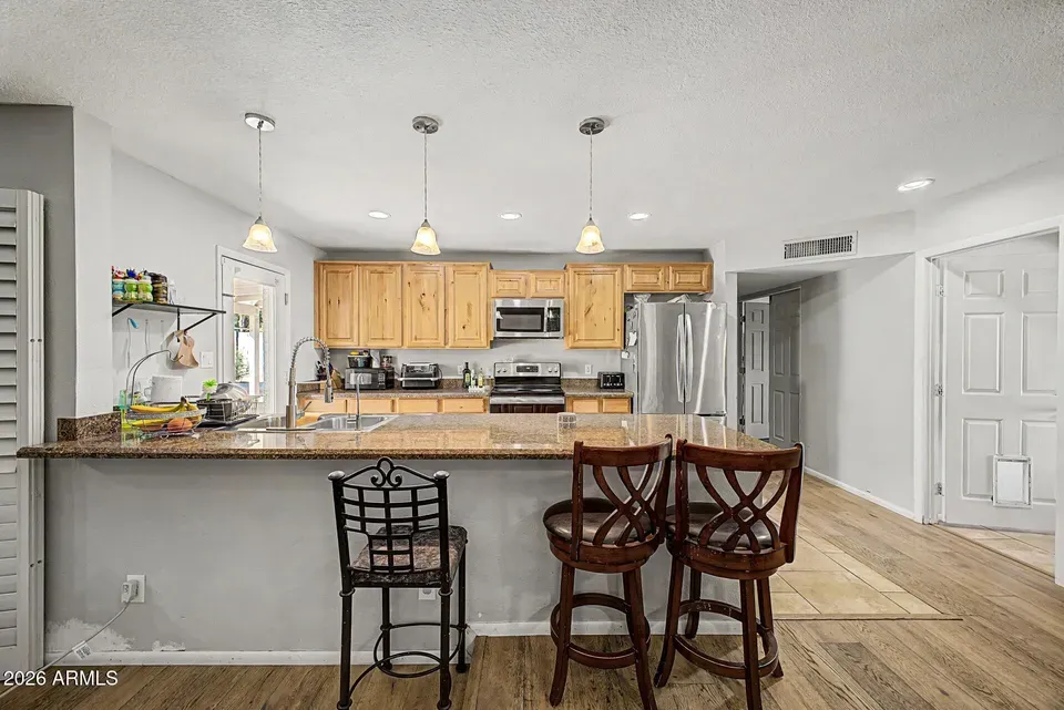 4 Bed 2 Bath Established Mid-Century Residence in Phoenix, AZ - 3