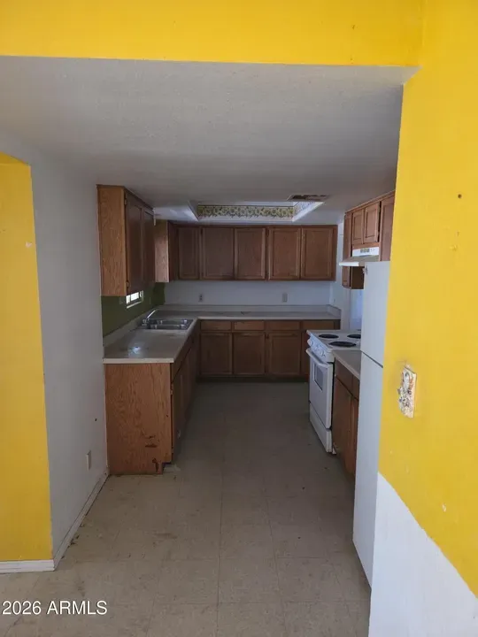 4 Bed 2 Bath Established Mid-Century Residence in Phoenix, AZ - 3