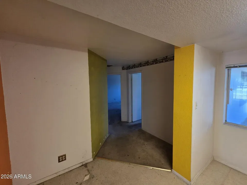 4 Bed 2 Bath Established Mid-Century Residence in Phoenix, AZ - 4