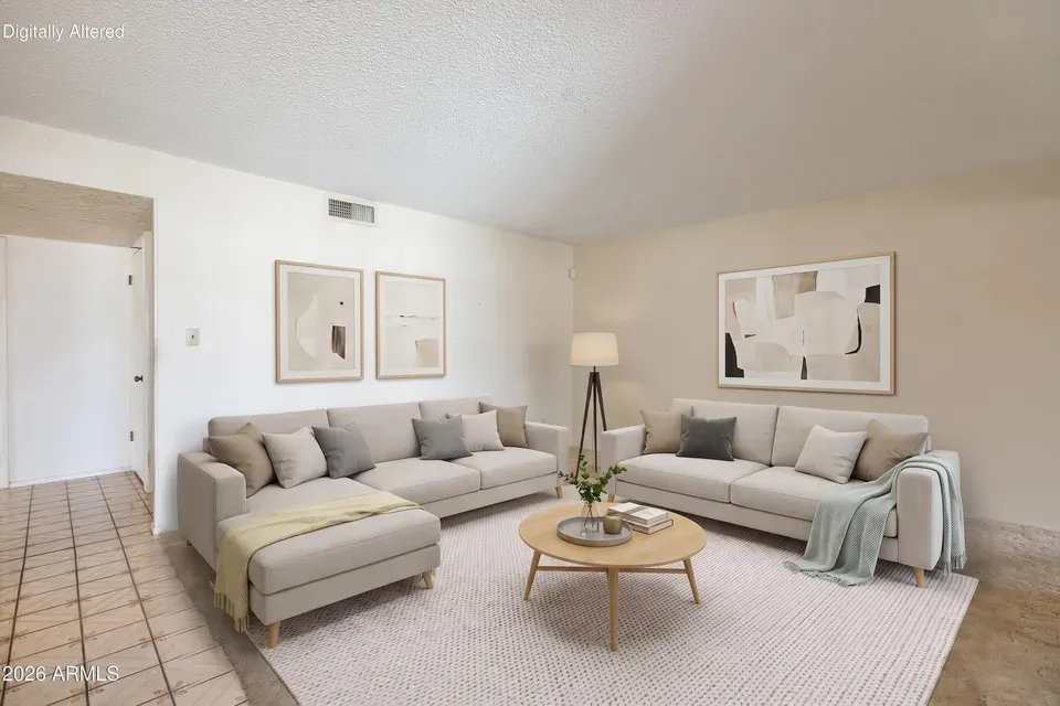 4 Bed 2 Bath Established Mid-Century Residence in Phoenix, AZ - 3