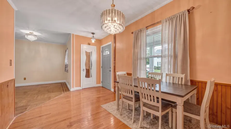 4 Bed 2 Bath Established Mid-Century Residence in Queens, NY - 4