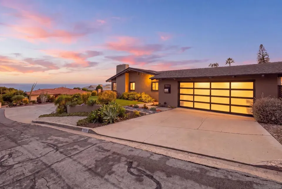 4 Bed 2 Bath Established Mid-Century Residence in San Diego, CA - 1