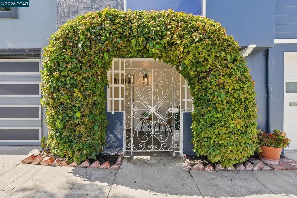 4 Bed 2 Bath Established Mid-Century Residence in San Francisco, CA - 5