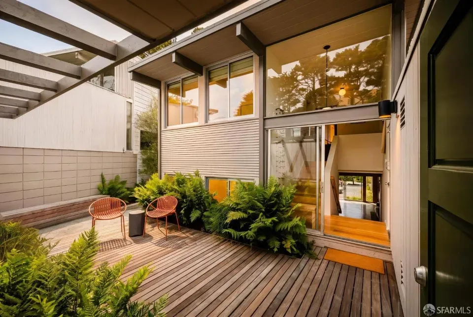 4 Bed 2 Bath Established Mid-Century Residence in San Francisco, CA - 3