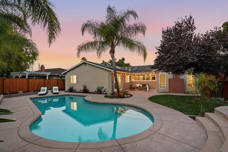 4 Bed 2 Bath Established Mid-Century Residence in San Jose, CA - 3