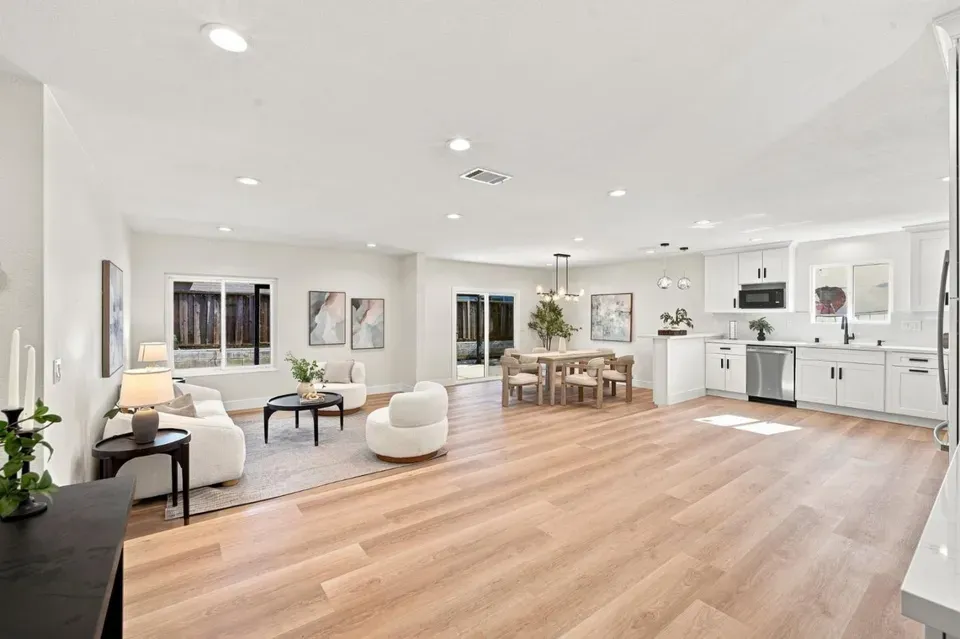 4 Bed 2 Bath Established Mid-Century Residence in San Jose, CA - 3