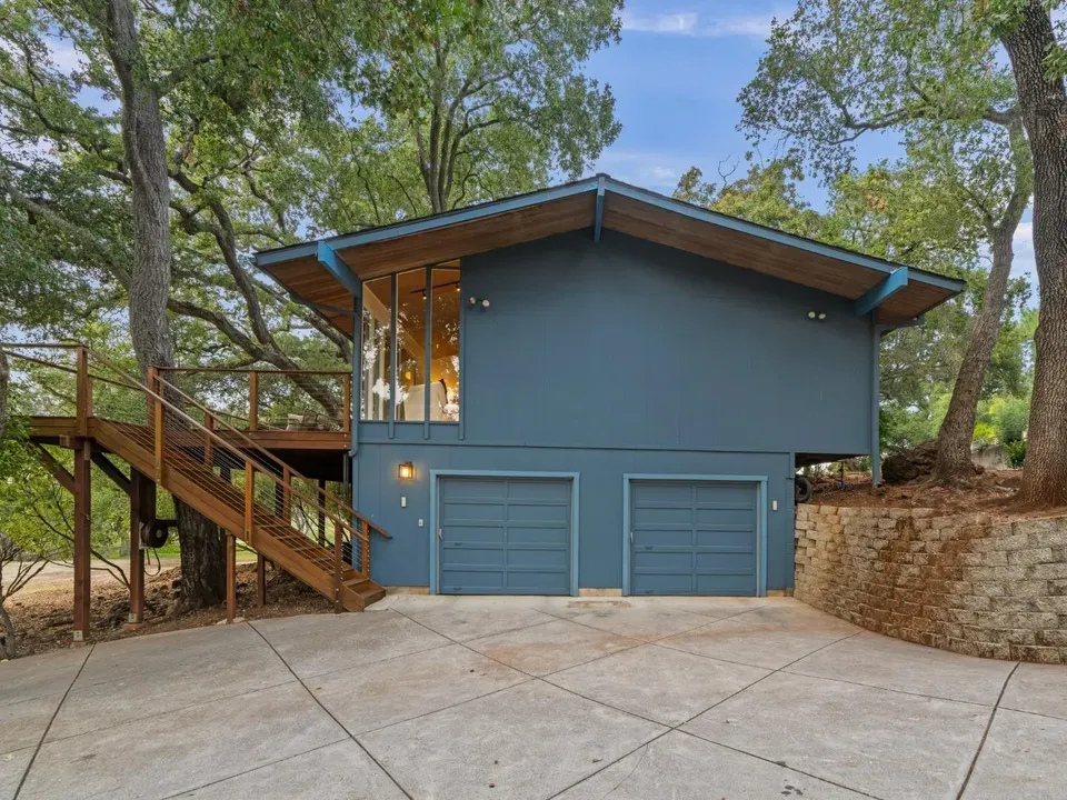 4 Bed 2 Bath Established Mid-Century Residence in San Jose, CA - 3