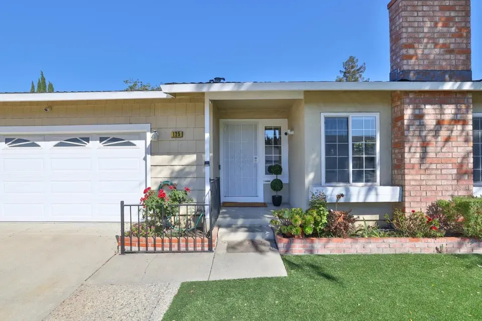 4 Bed 2 Bath Established Mid-Century Residence in San Jose, CA - 2