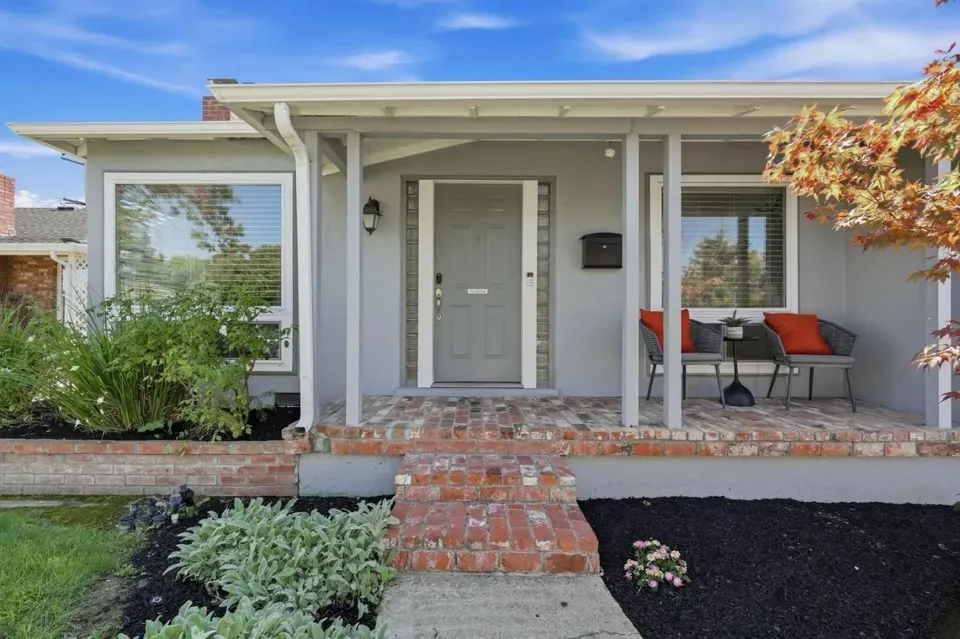 4 Bed 2 Bath Established Mid-Century Residence in San Jose, CA - 3