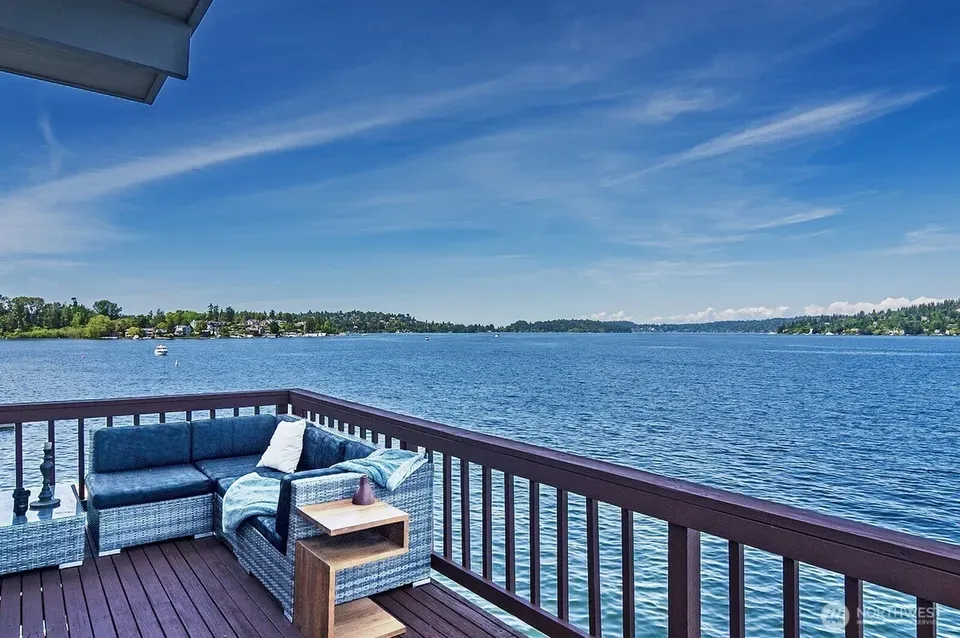 4 Bed 2 Bath Established Mid-Century Residence in Seattle, WA - 1