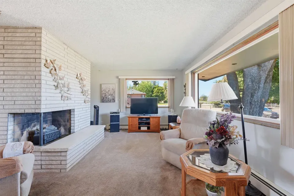 4 Bed 2 Bath Established Mid-Century Residence in Spokane, WA - 3