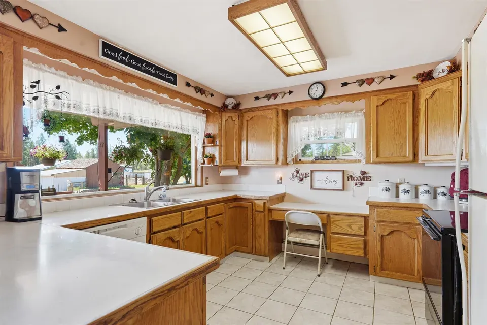 4 Bed 2 Bath Established Mid-Century Residence in Spokane, WA - 5